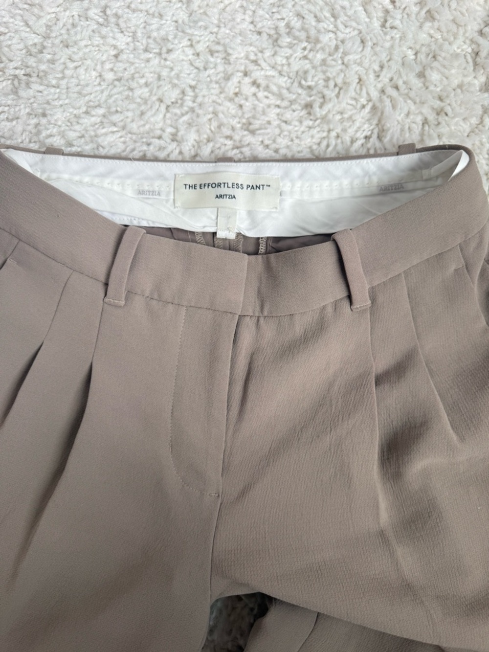 Aritzia low rise the effortless pant - Picture 9 of 11